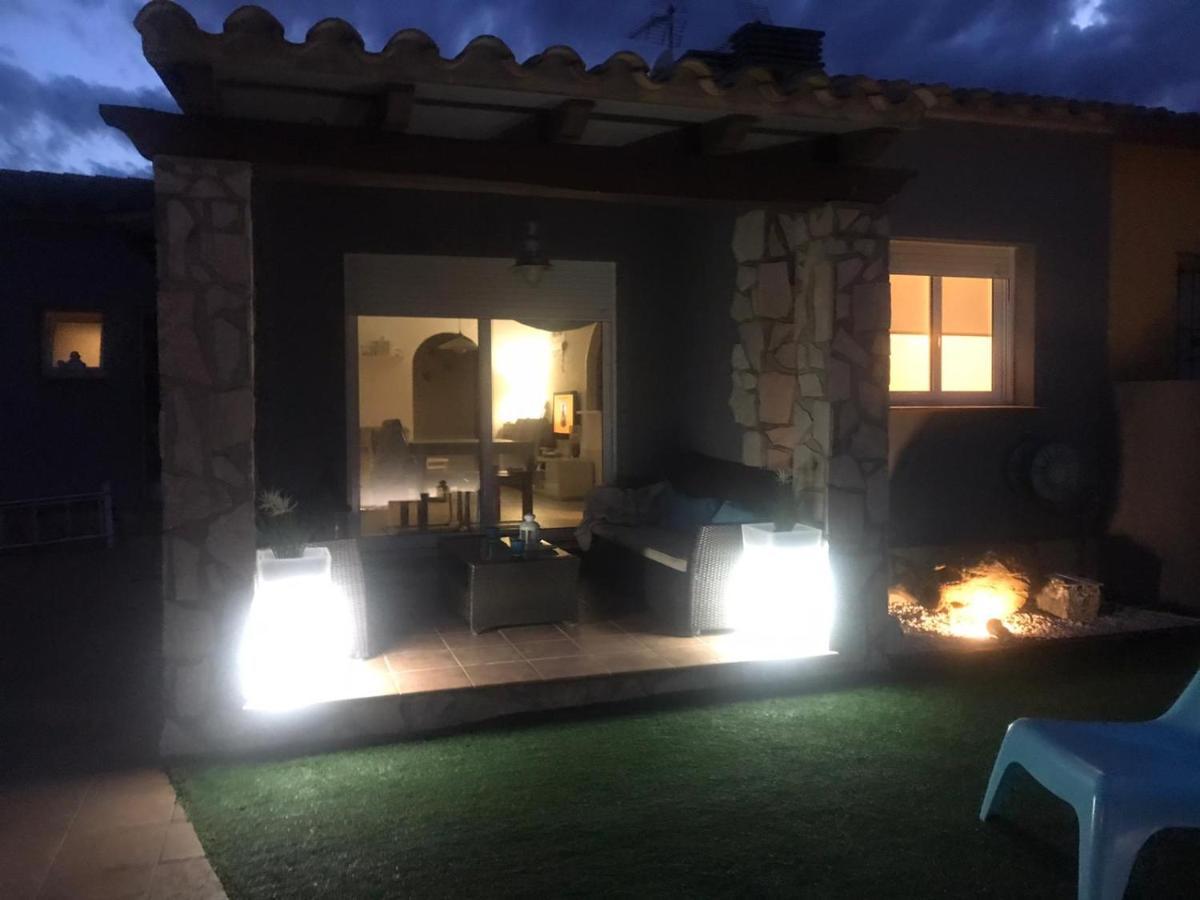 L' Escala Casa En L Escala Con Piscina Y Wifi Freeヴィラ エクステリア 写真