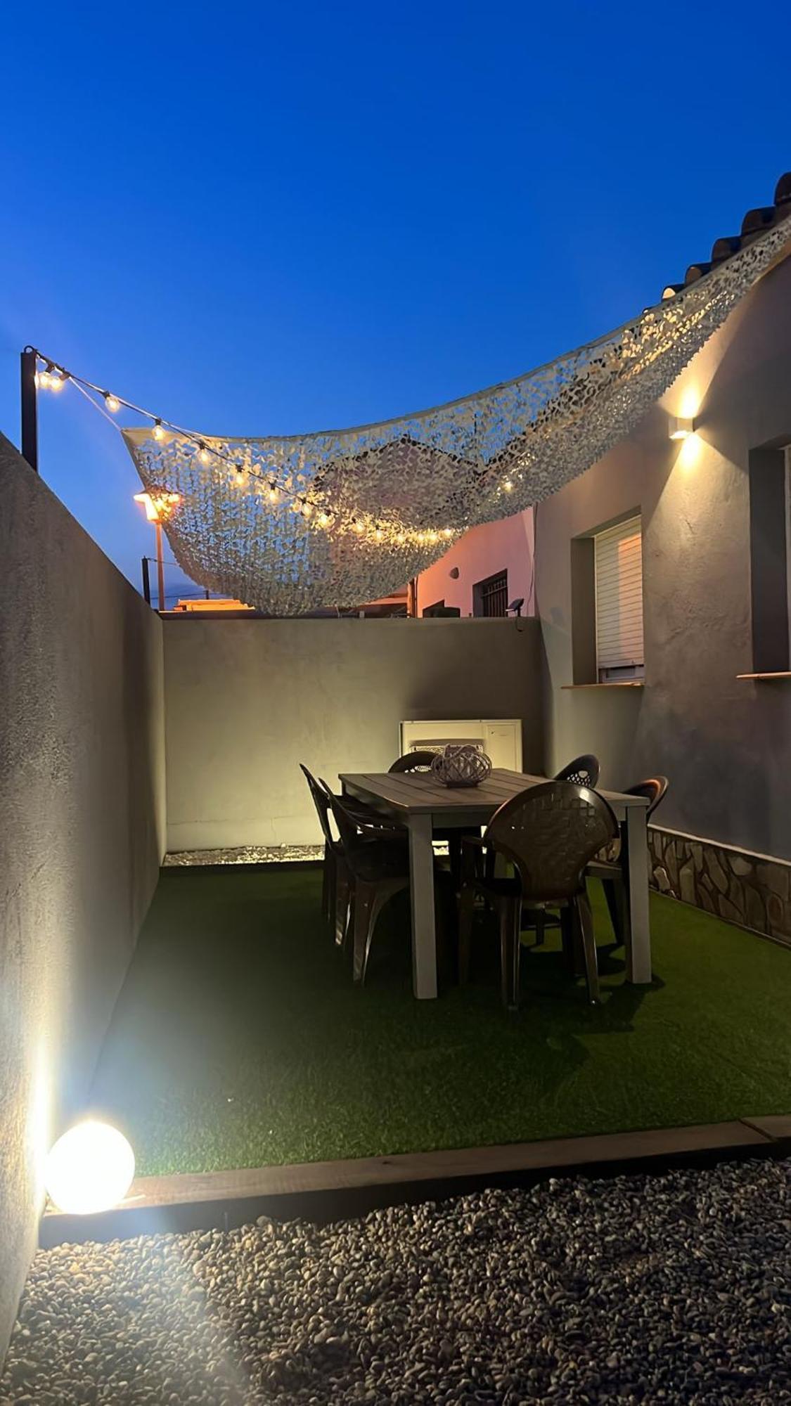 L' Escala Casa En L Escala Con Piscina Y Wifi Freeヴィラ エクステリア 写真